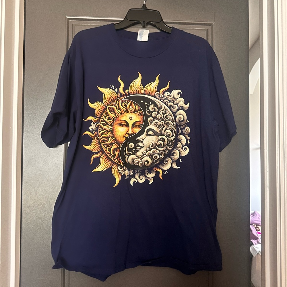 Navy Blue Sun and Moon Graphic Tee - Picture 2 of 3